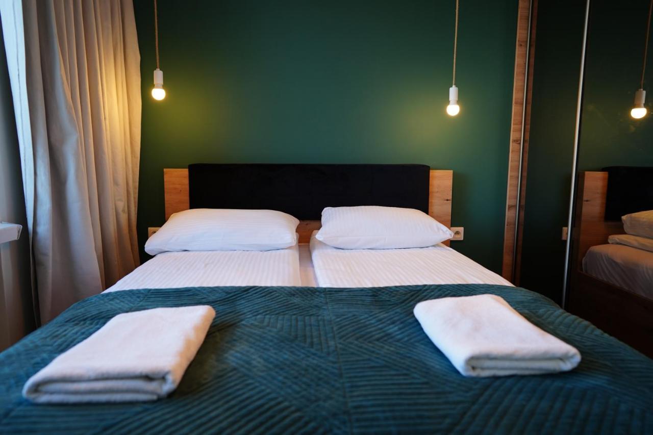 3 Rooms Apartment Podgorze Citybeat #3 Краков Экстерьер фото
